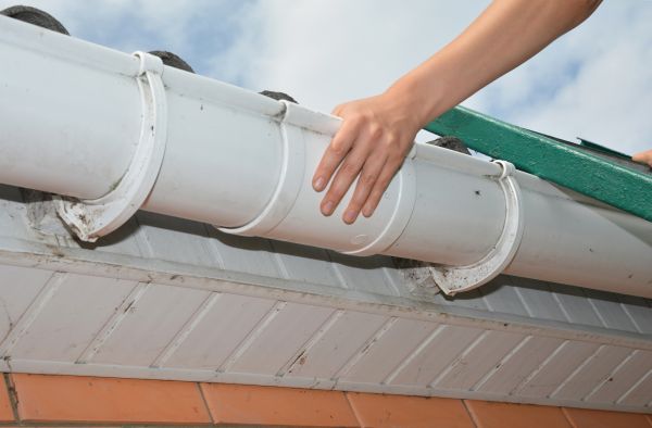 Gutter Reattachment in Loveland